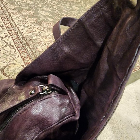 ** Flash Sale ** KENNETH COLE COLLECTION Hudson Rivet Hobo Handbag - Burgundy - Picture 6 of 9